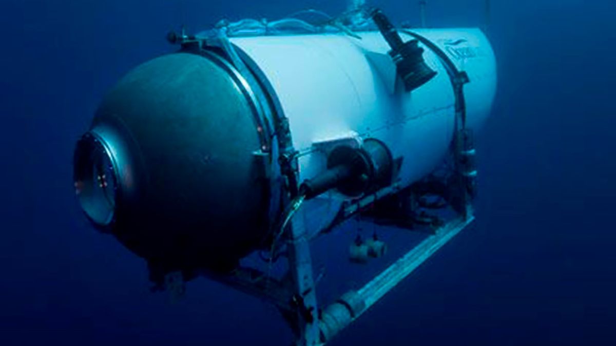 V Atlantiku zmizela ponorka vezoucí turisty za Titanikem. Na palubě byl i britský miliardář
